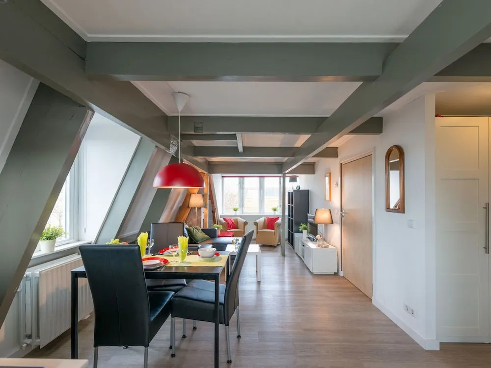 Gorgeous Apartment in Egmond aan Zee with Parking