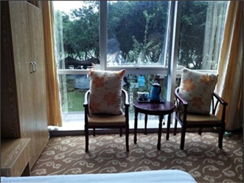 Luzhou Hongyu Buisness Hotel