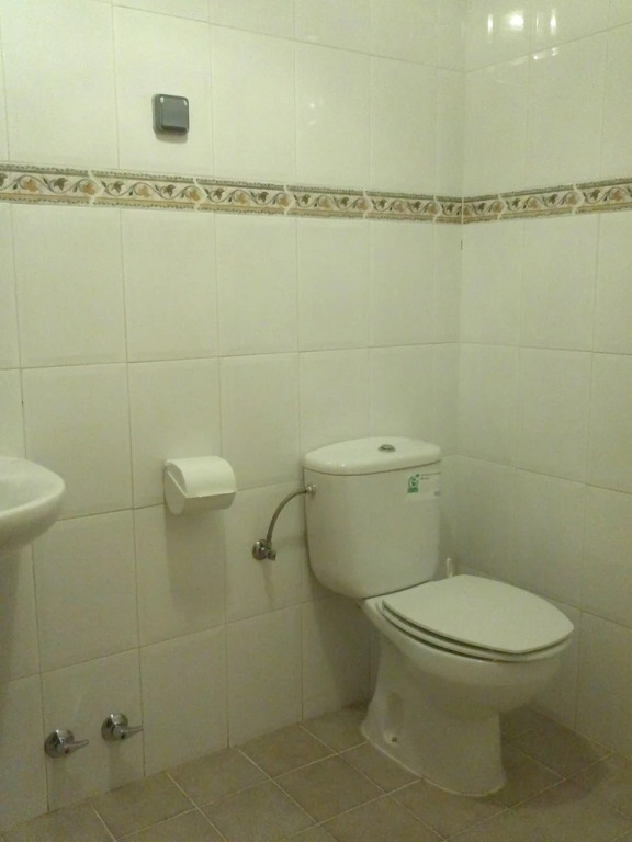 House With 9 Bedrooms in Navaluenga, With Wonderful Lake View and Encl