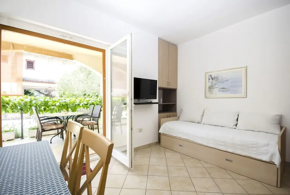 Apartments Jelica