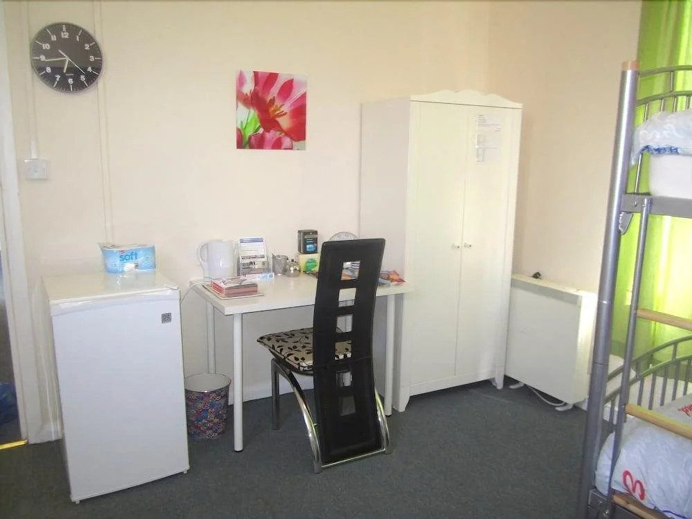 RMA Hostel-Accommodation