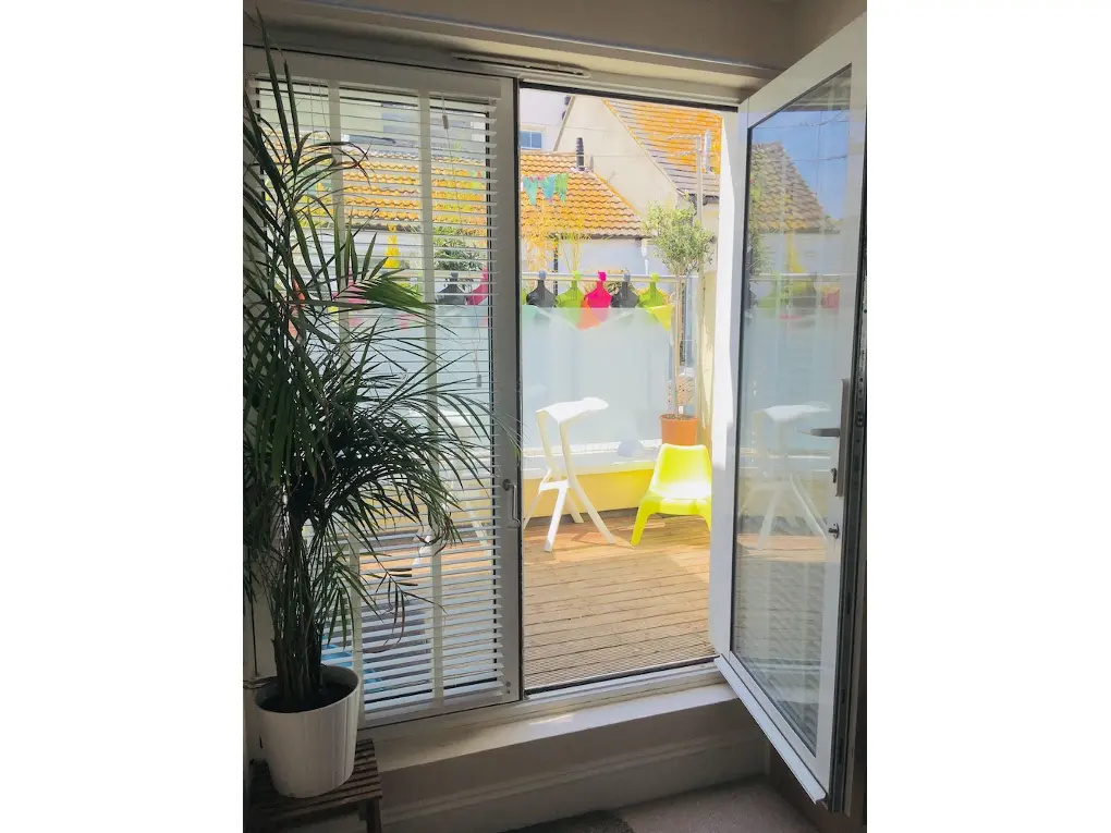 Little Western Spa Brighton Beach Apartment