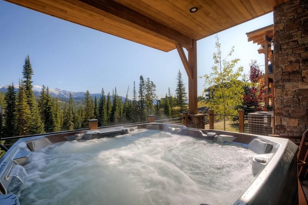 83b Lodgeside 3 Bedroom Townhouse by Moonlight Basin Lodging