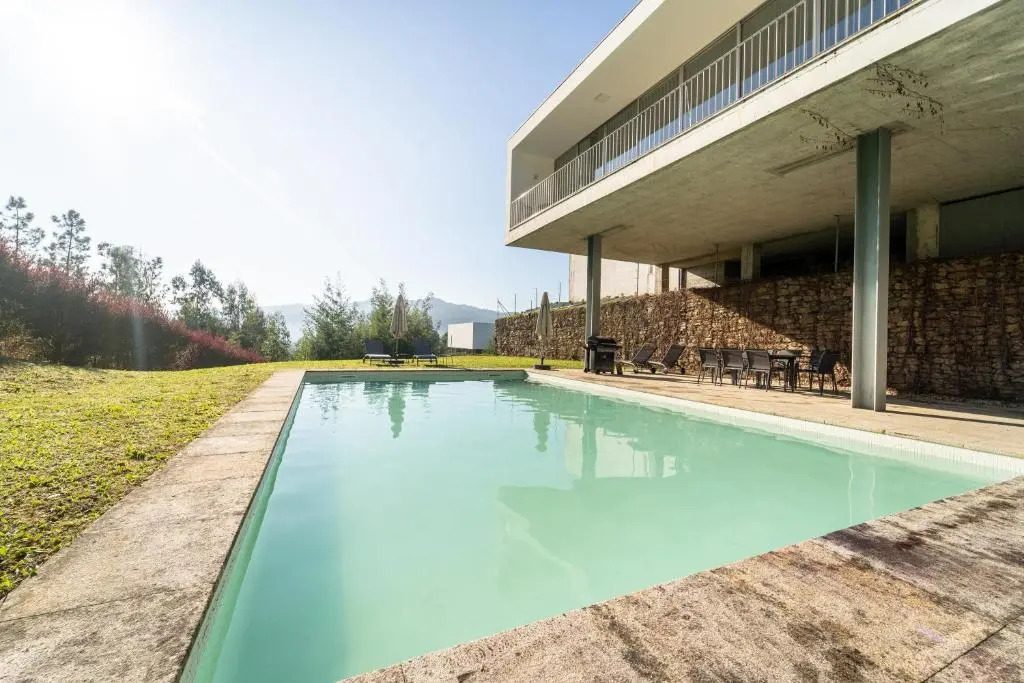 Santo Amaro - V3 privada com piscina, localizada junto ao Golf - Ponte de Lima