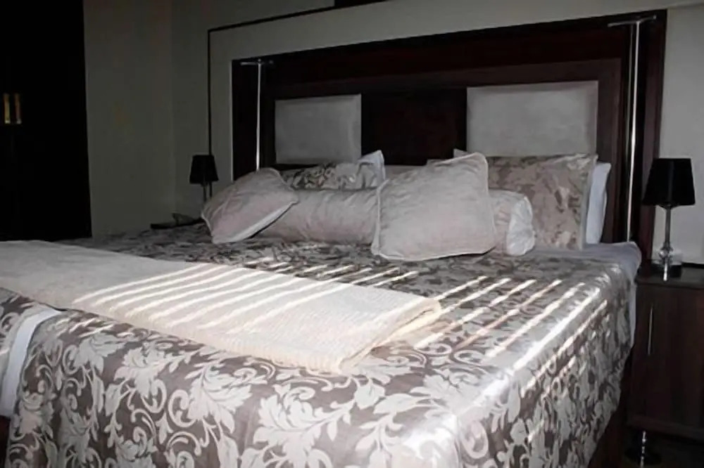 Vhafamadi Bed and Breakfast