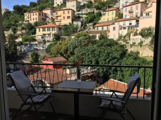Le Christina-La Madeleine Apartment