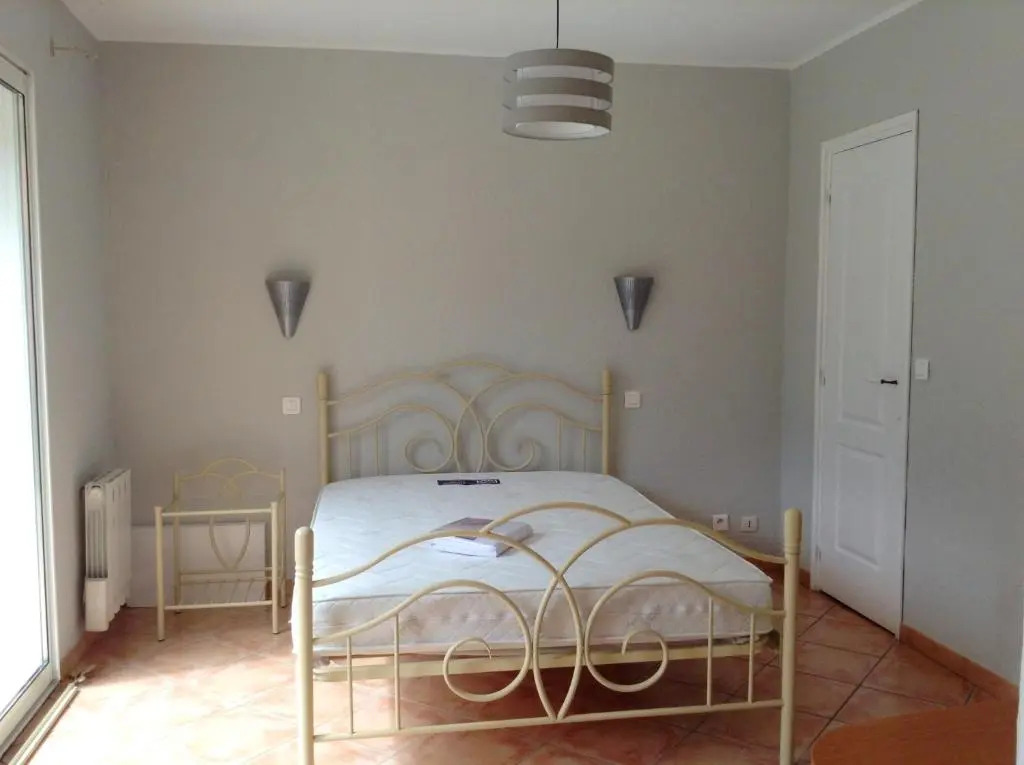 Appartement d'une chambre avec terrasse amenagee a Le Muy