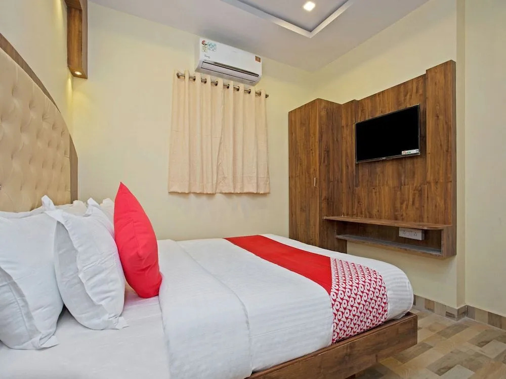 OYO 6428 K F Residency
