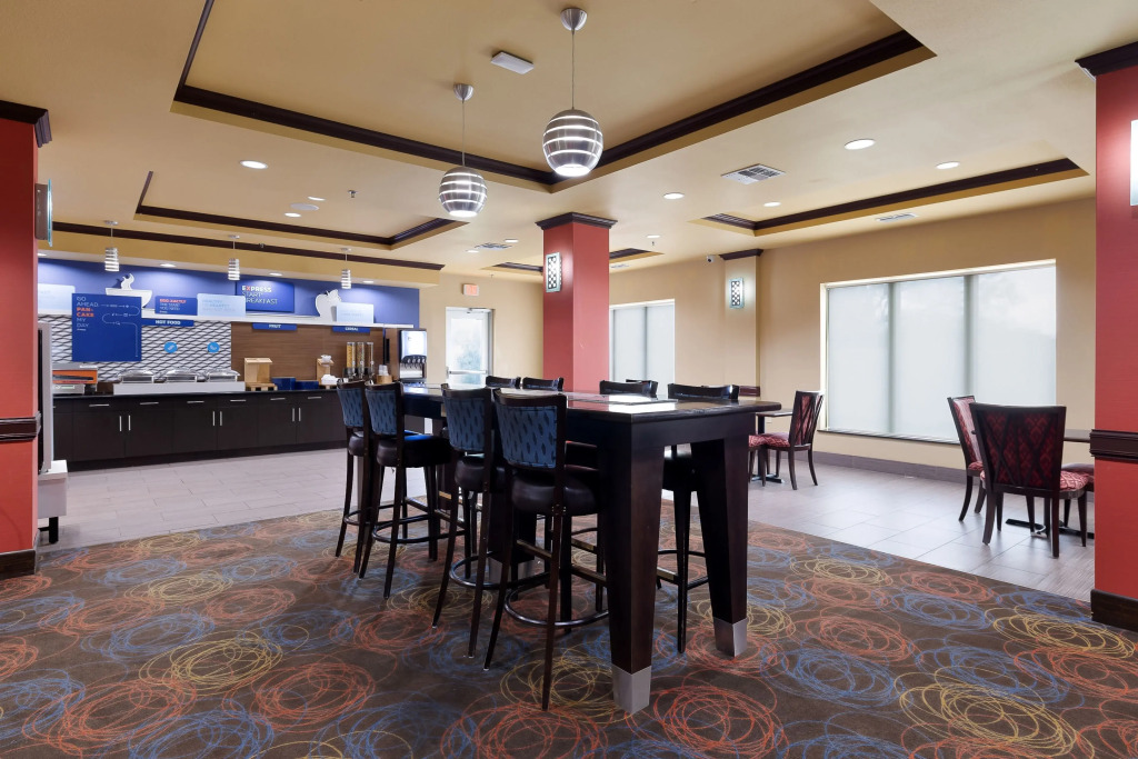 Holiday Inn Express & Suites George West by IHG