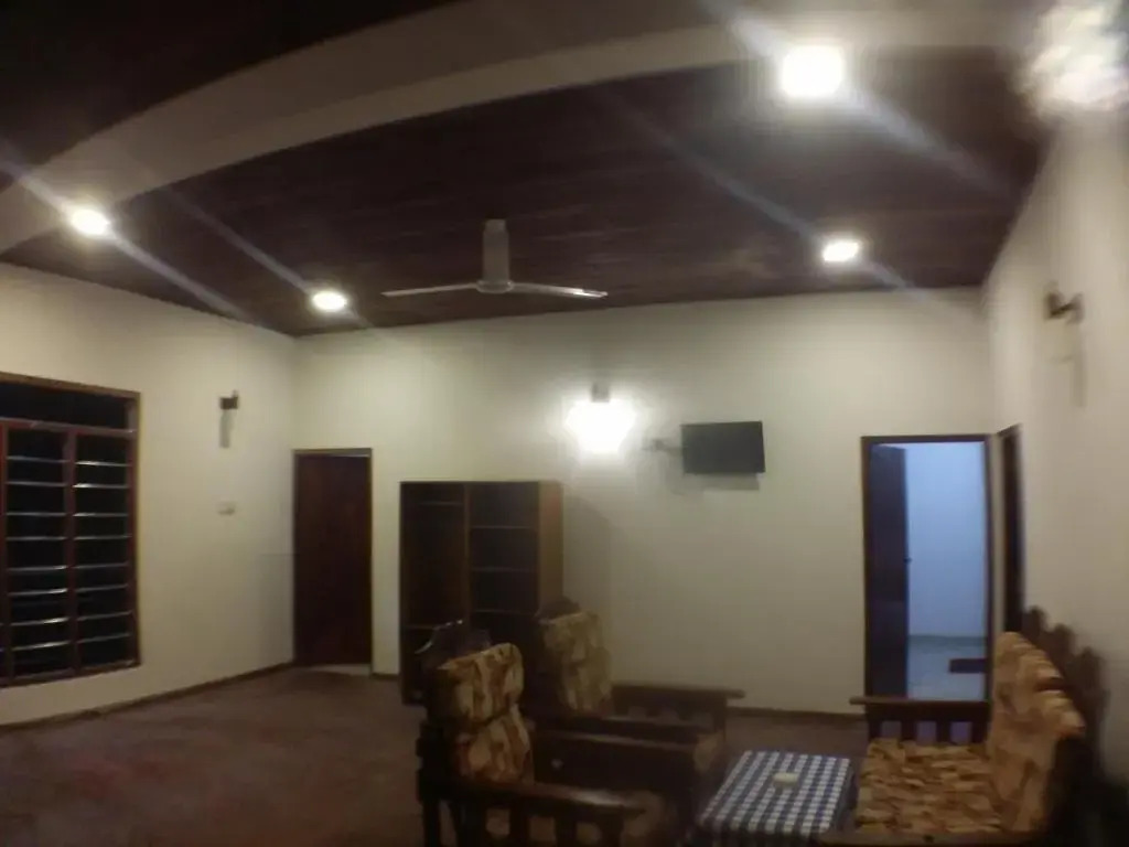 Pathum Family Home