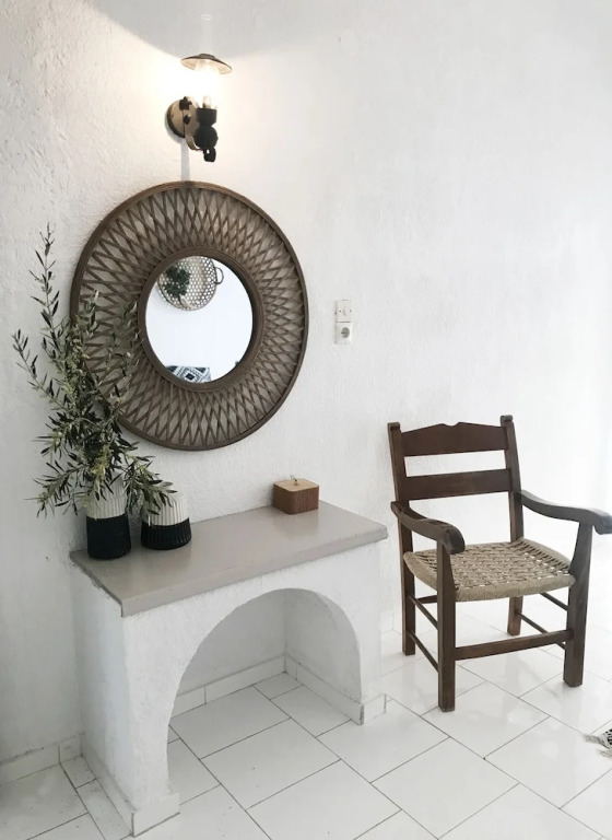 Achlia Hotel