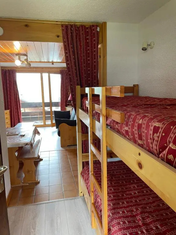 Studio Appartement Les Saissies 73620 Hauteluces, plein centre station, Savoie, Espace Diamant
