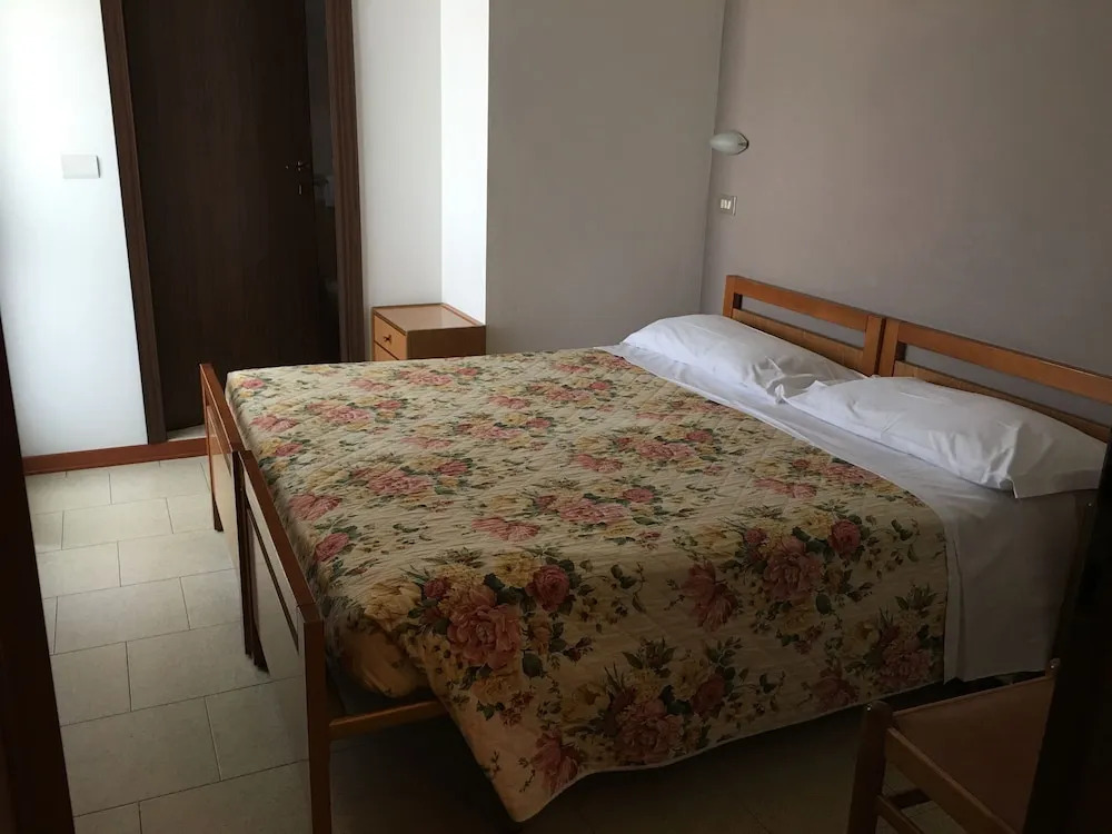 Hotel Plutone