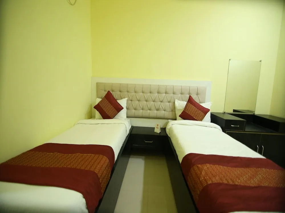 OYO 4154 Hotel Pearl