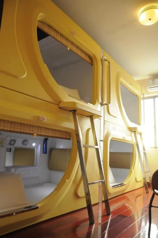 Guiyang Simple Capsule Hotel
