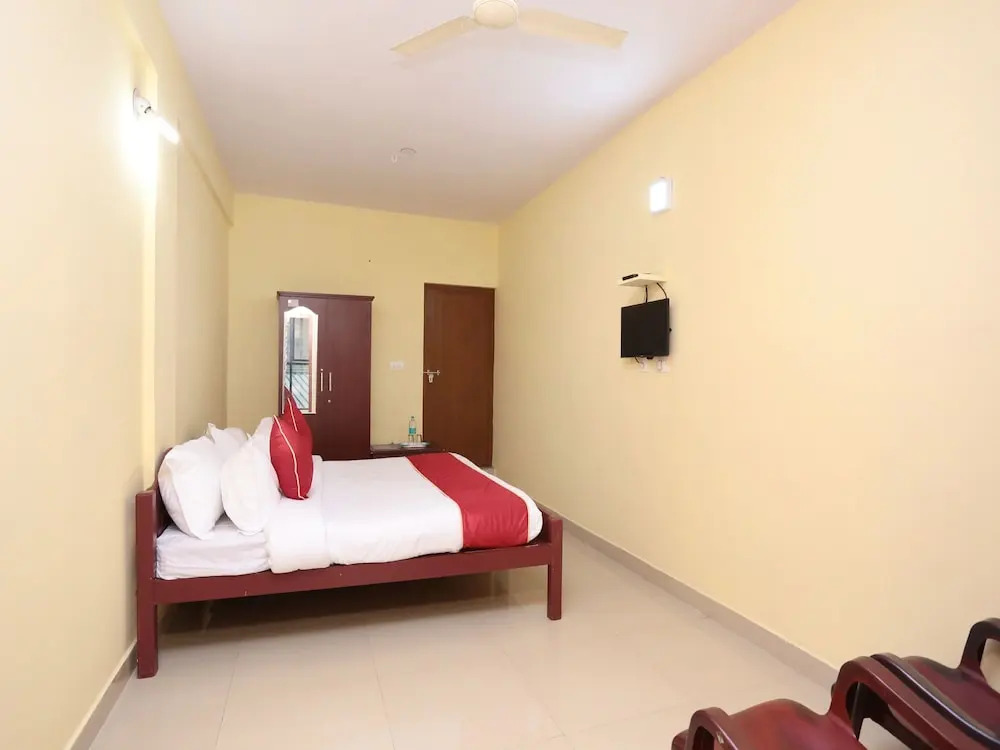 OYO 10716 Hotel Chingly Residency