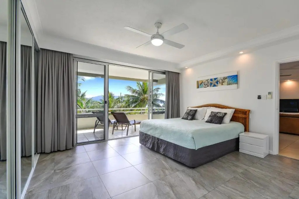Poinciana 011 Deluxe 2 Bedroom Apartment Centrally Located With Golf Buggy