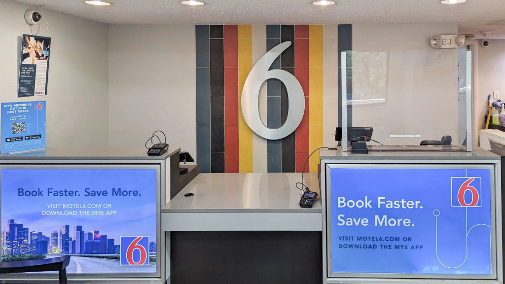 Motel 6-Nashua, NH
