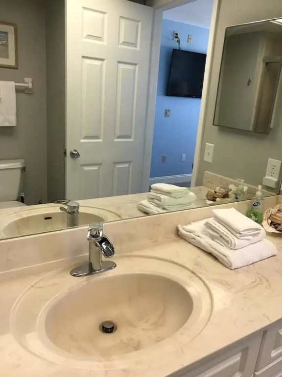 Carlos Pointe 535 2 Bedroom Condo