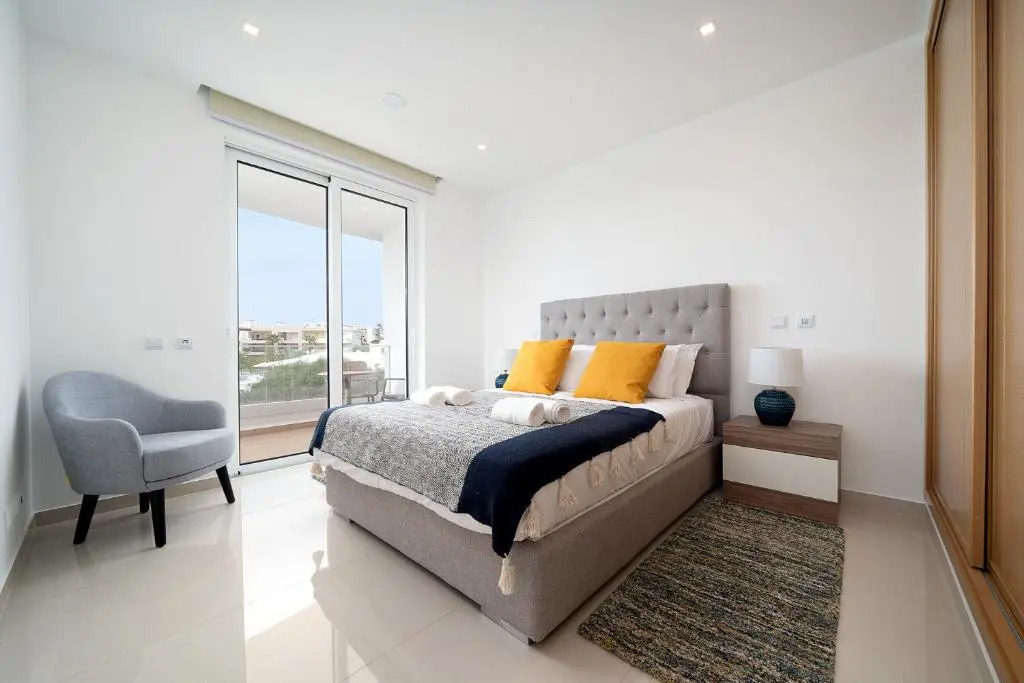 Brand New Holiday Apartment in Porto de Mos, Lagos
