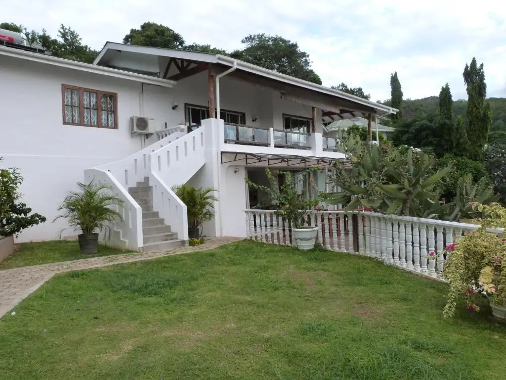 Sunset Bay Apartment