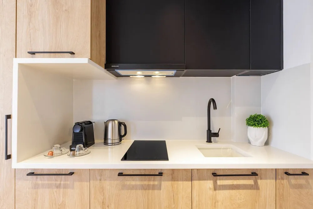 Kentro Luxury Suites