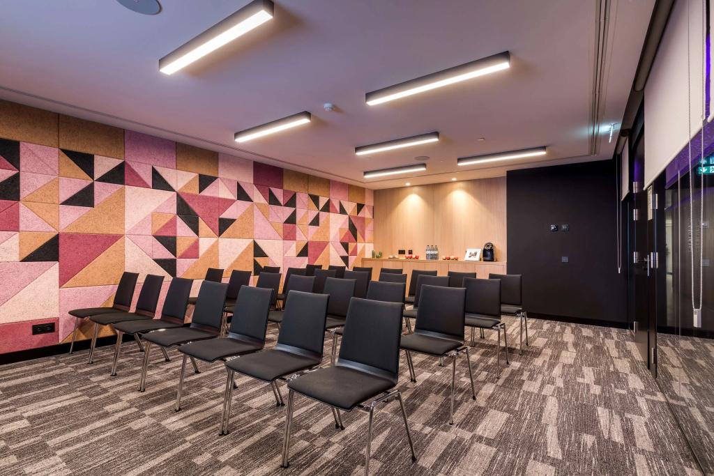 YOTEL Porto