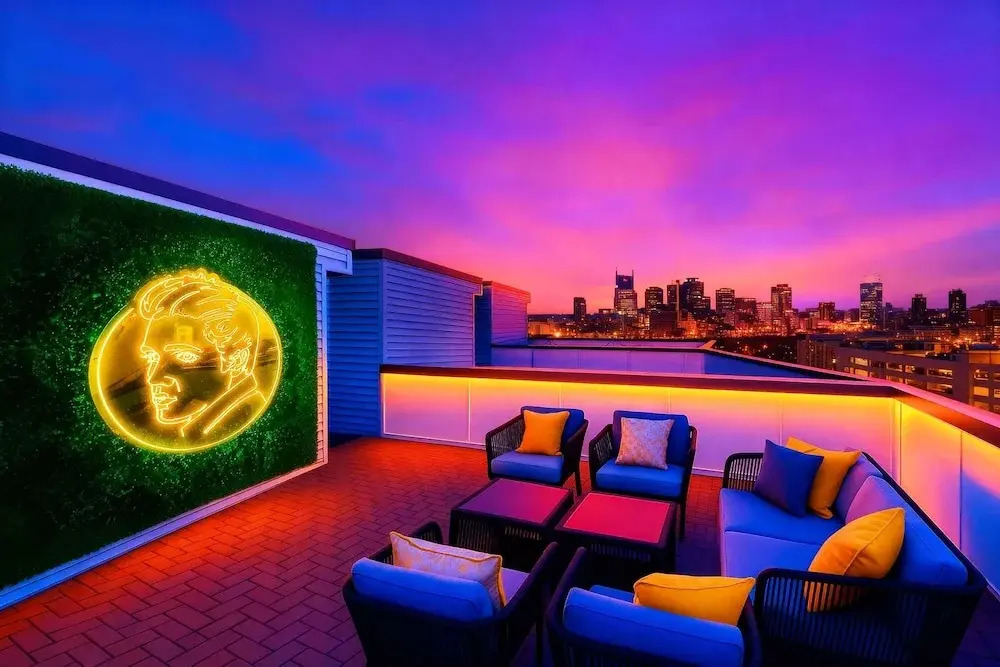 Elvis-themed 13 Beds Rooftop City Views