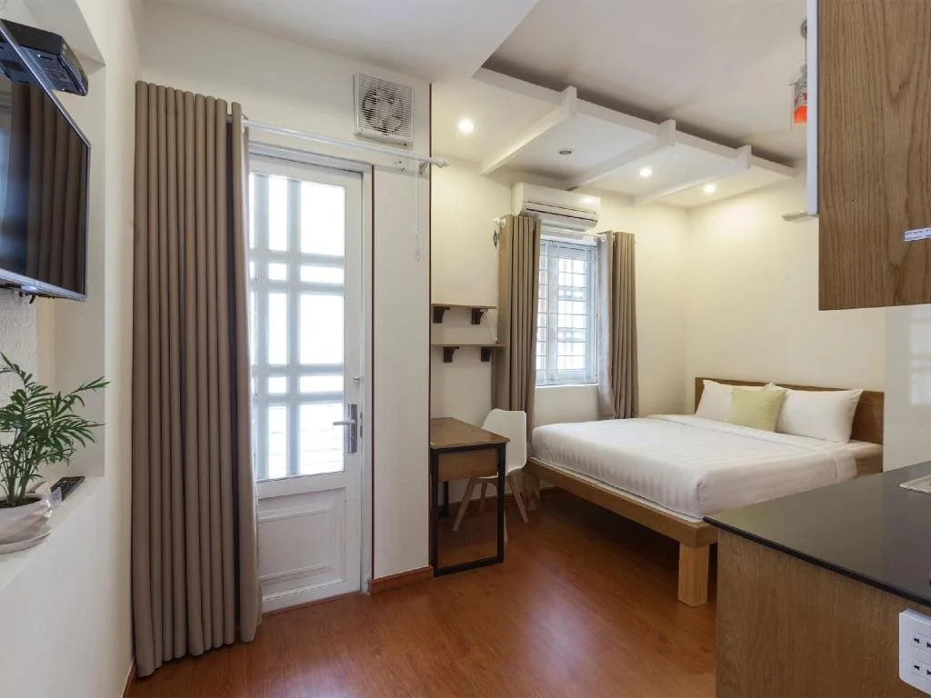 La Apartment Saigon South