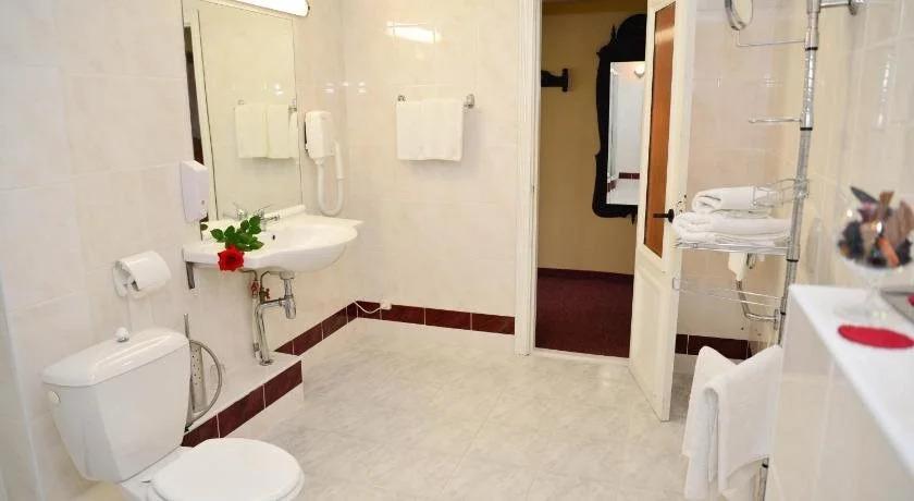 Astra Hotel