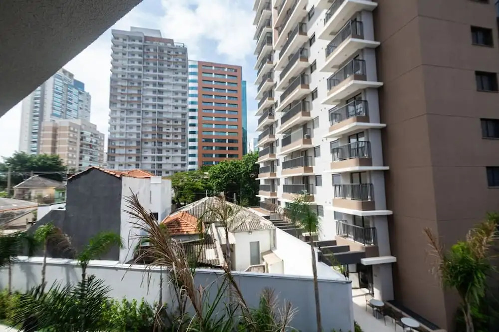 Studio com Varanda ao Lado da Esta o Pinheiros
