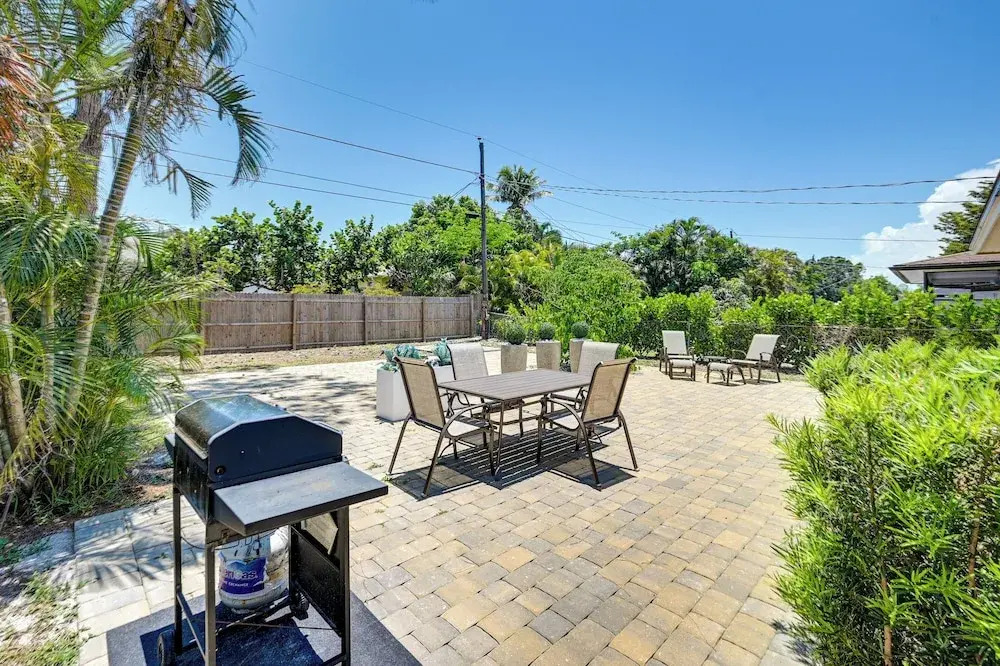 Pet-friendly Naples Vacation Rental Near Beach!