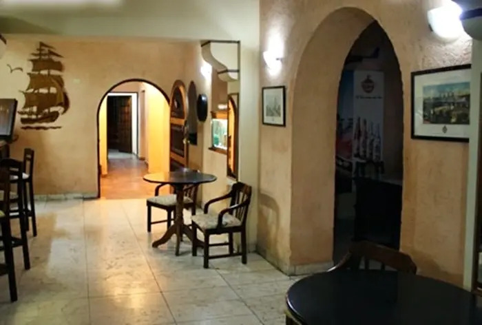 Hotel Dos Mares