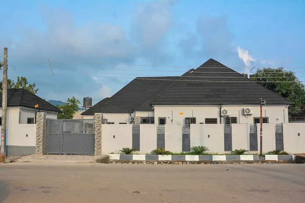 Jam Manor