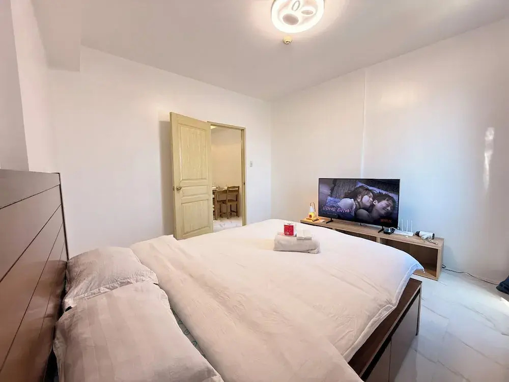 Malate Bayview Mansion city view