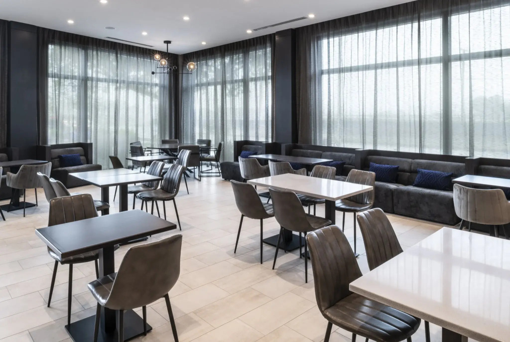 Holiday Inn Express - Boston Logan Airport - Revere by IHG