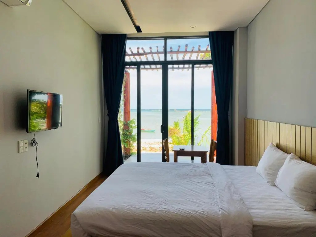 Aurora House Ham Ninh Village