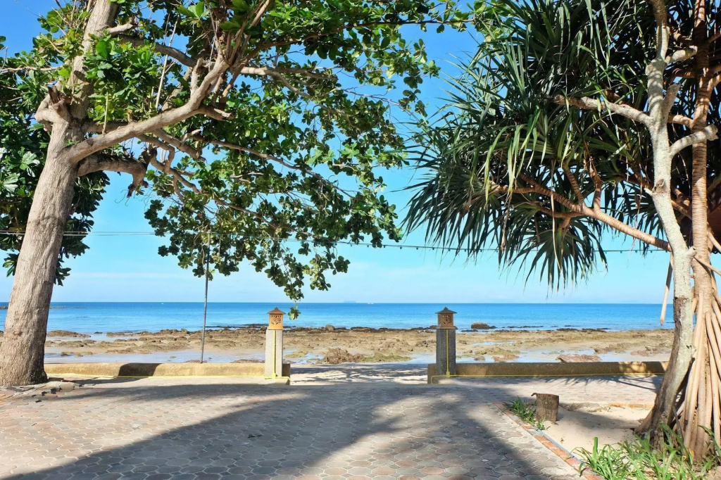 Andaman Lanta Resort - SHA Extra Plus