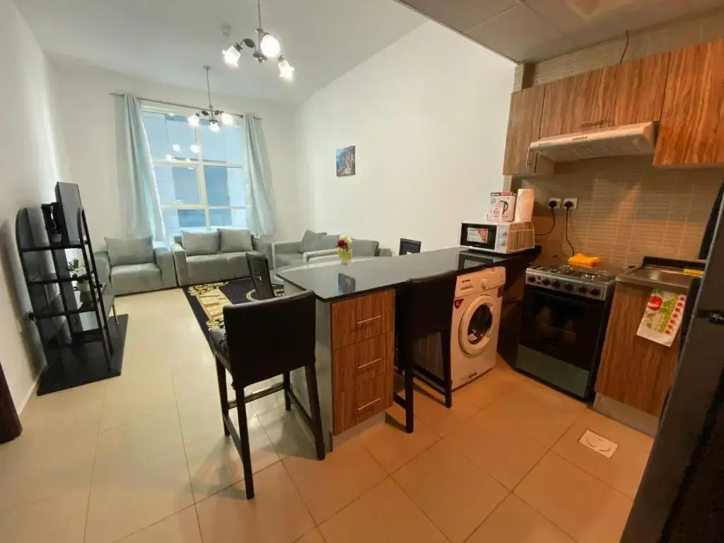 Lovely 1-bedroom Apt with free Parking on premises