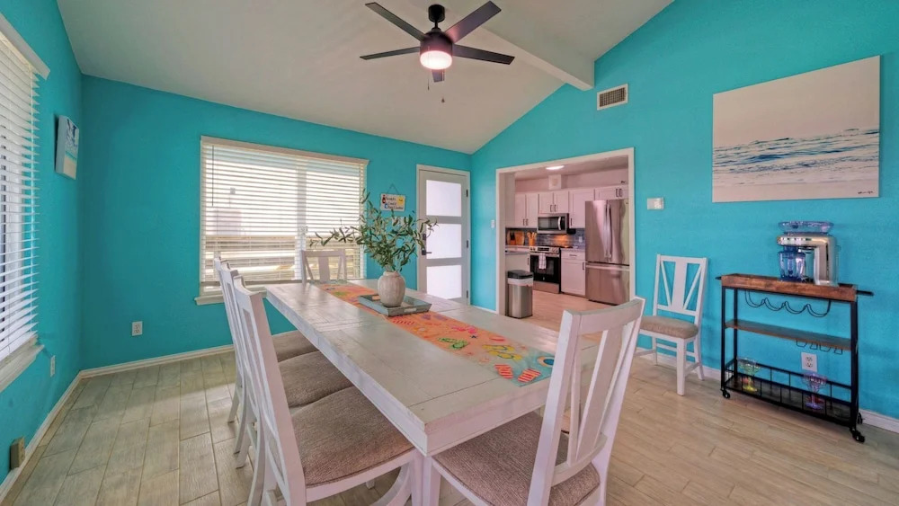 Coastal Retreat w/ Pool, BBQ & Sunset Views Beers and Sunshine by Avantstay