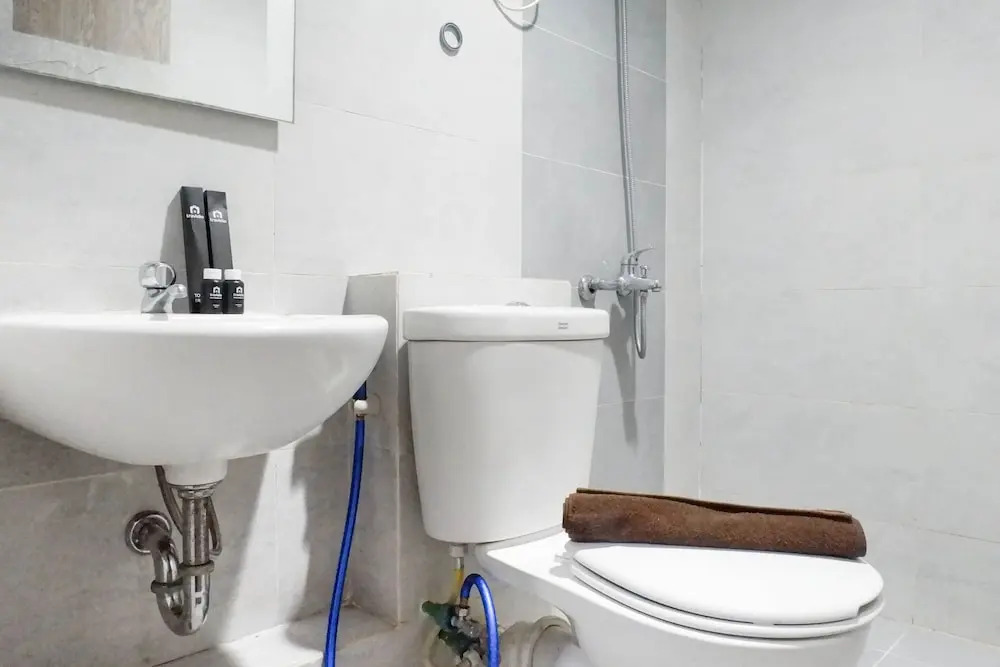 Best Price 2Br With Pool View Apartment At Taman Melati Surabaya