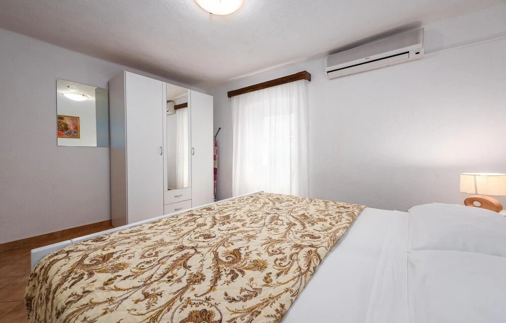 Amazing Home in Cere With Wifi and 2 Bedrooms