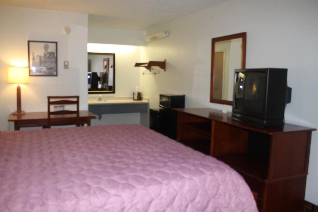 Super 7 Inn Dallas