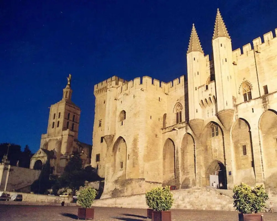 Apartment with 2 Bedrooms in Avignon, with Wifi - 40 Km From the Slopes