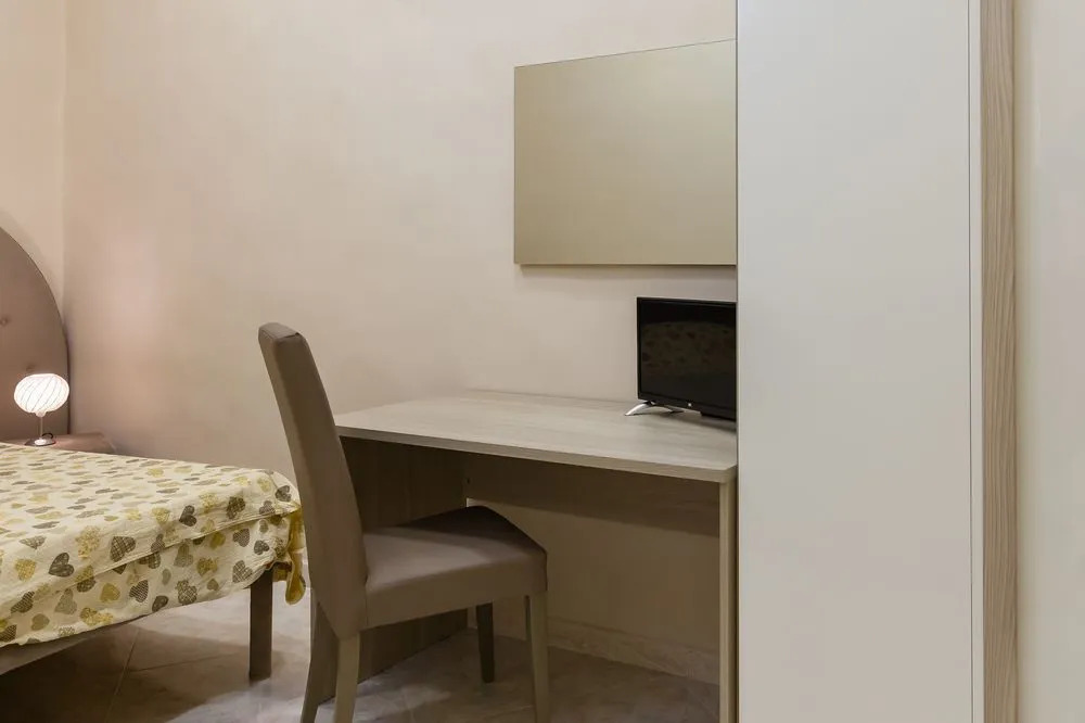Apartment - S. Gregorio Armeno BH65