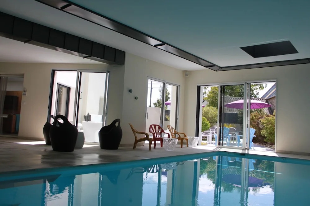 Villa ty Mam'Goz, Pres de Roscoff, spa, piscine interieure, plage a 50 m