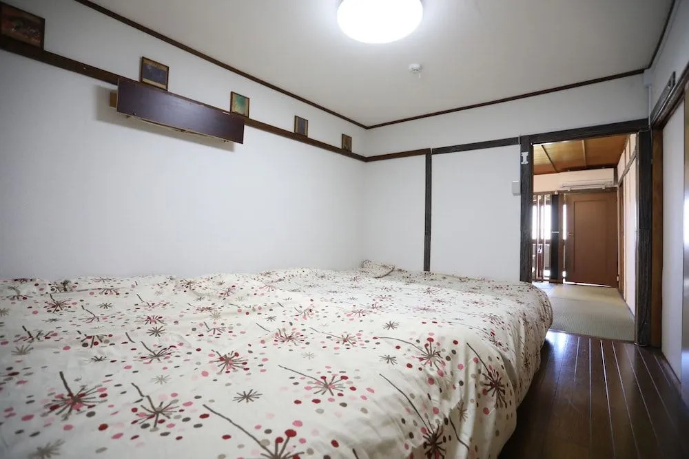 L House