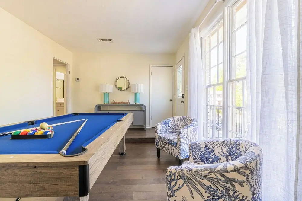 Crowning Glory w Pool & GameRoom