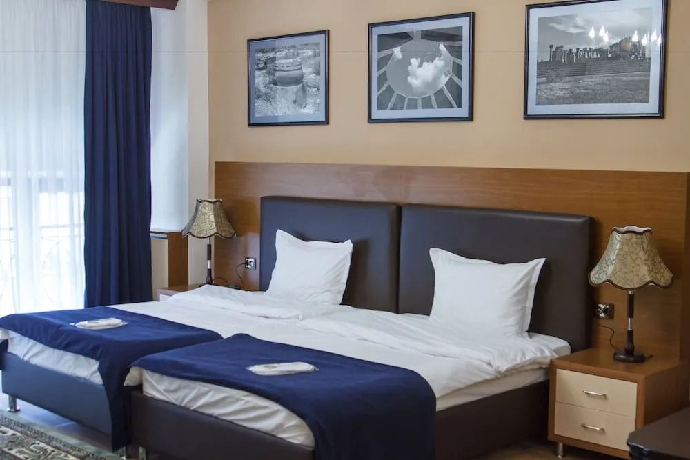 Hotel Plaza Viktoria