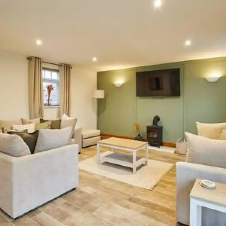 Host Stay Fawcett Cottage